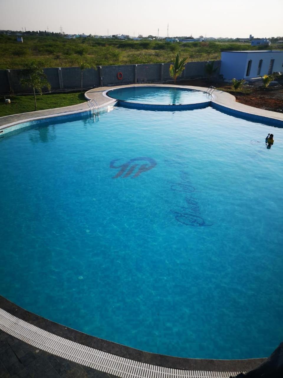 Silver Stone Park Resort, Kovilpatti Bagian luar foto