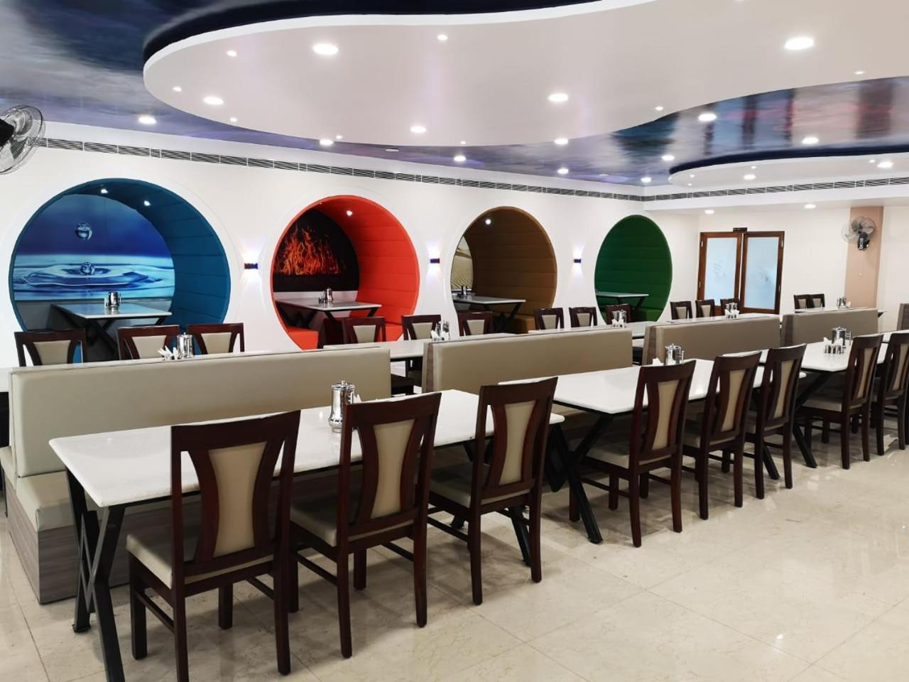 Silver Stone Park Resort, Kovilpatti Bagian luar foto