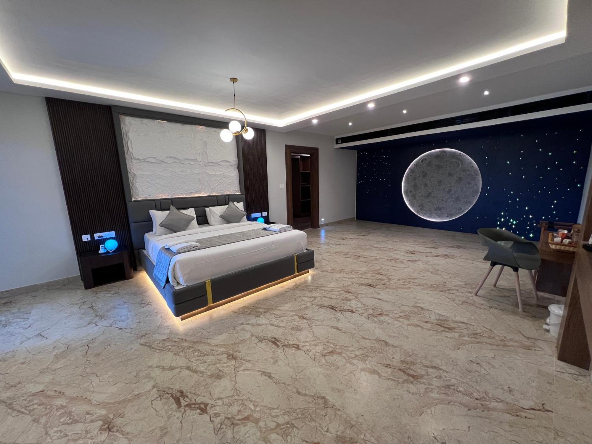 Silver Stone Park Resort, Kovilpatti Bagian luar foto